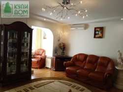 Продам трехкомнатную квартиру на улице Островского Кропивницкий