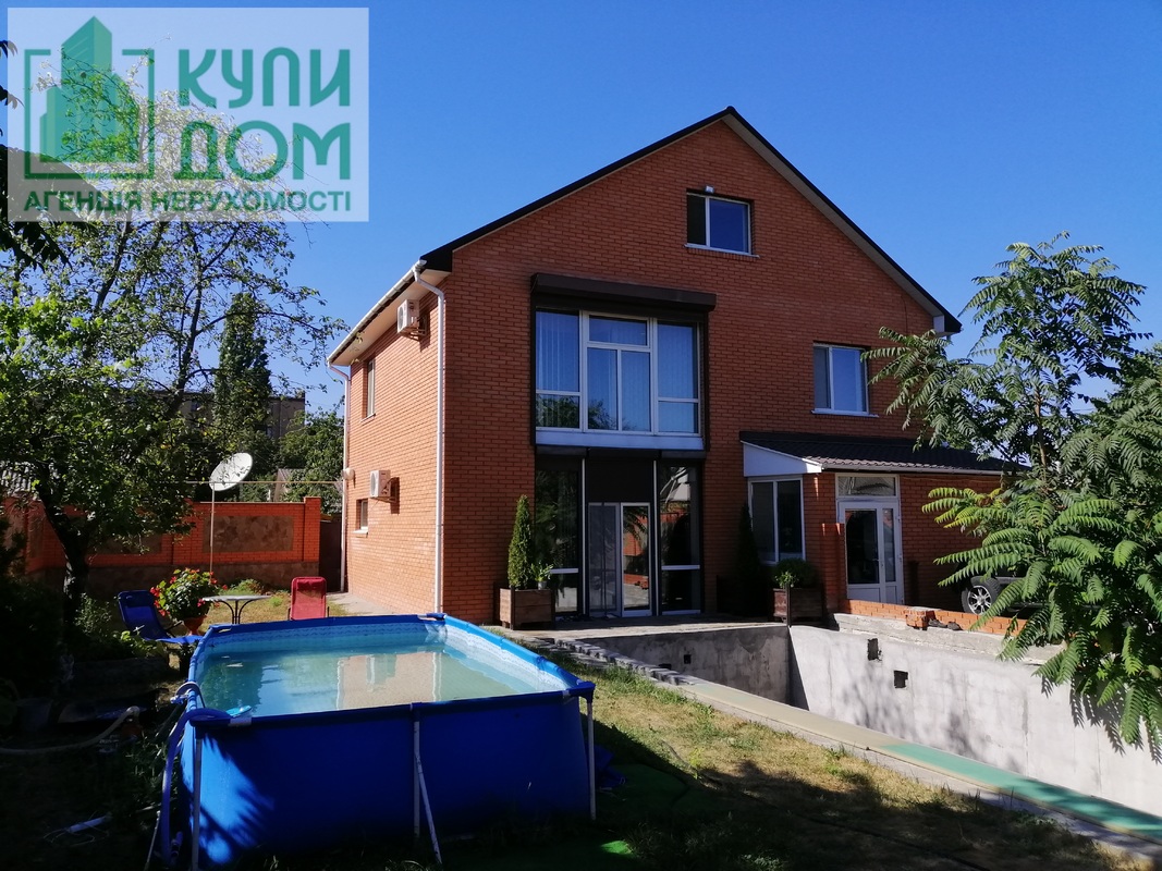 Продам шикарный дом с бассейном район Габдрахманова Кропивницкий Кировоград