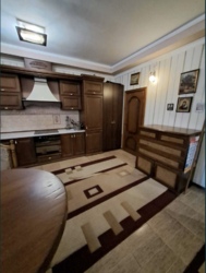 Продаж гарного будинку 125,1+128,8 м2 в центрі міста Кропивницького. фото 5